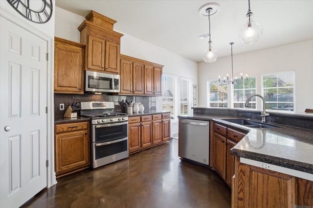 2060 Cypress Cove Ave, Zachary, LA 70791