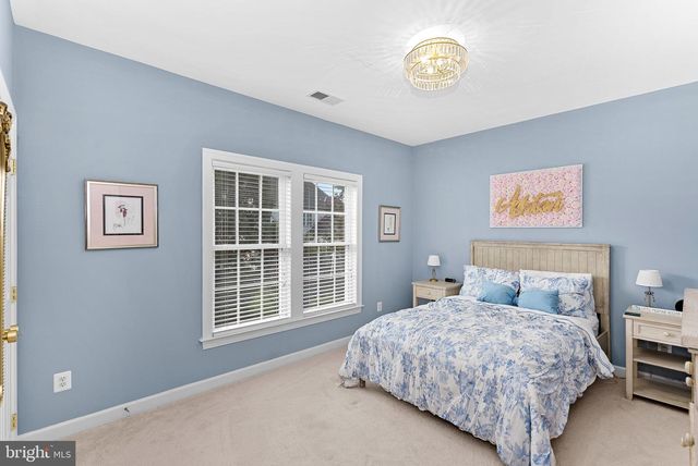 18229 GLEN ABBEY CT, Leesburg, VA 20176