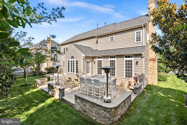 18229 GLEN ABBEY CT, Leesburg, VA 20176