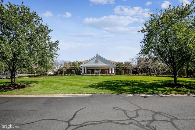 18229 GLEN ABBEY CT, Leesburg, VA 20176