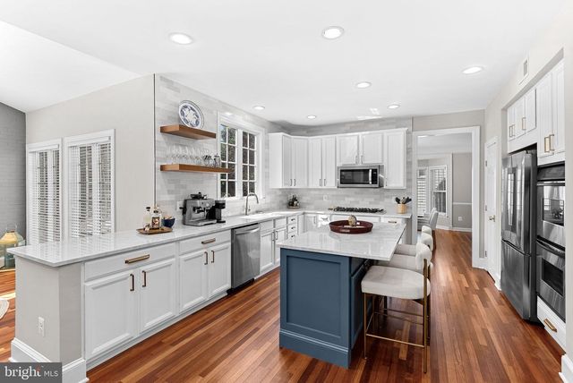 18229 GLEN ABBEY CT, Leesburg, VA 20176