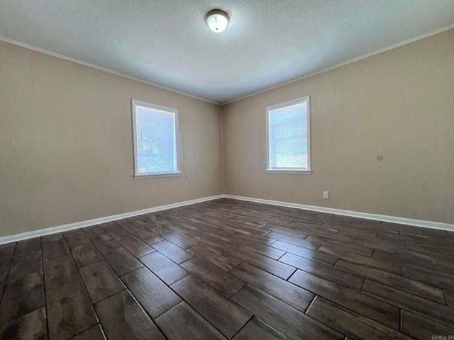 800 S Oak Street, Jacksonville, AR 72076