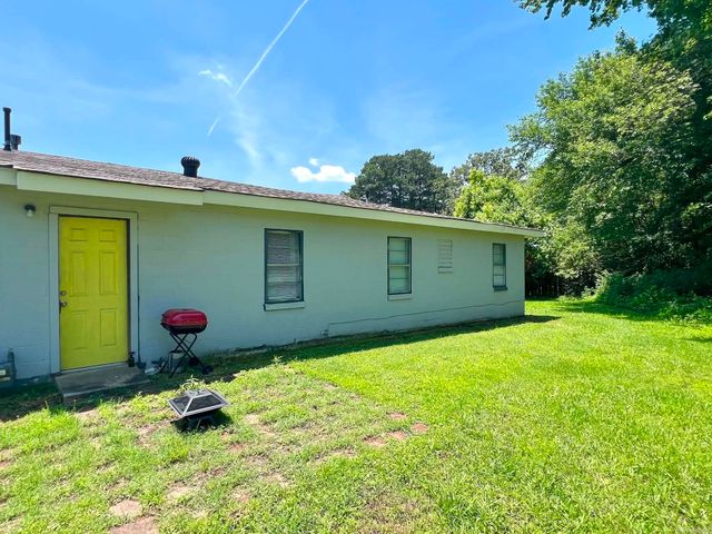 800 S Oak Street, Jacksonville, AR 72076