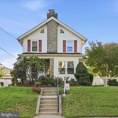 748 EDMONDS, Drexel Hill, PA 19026