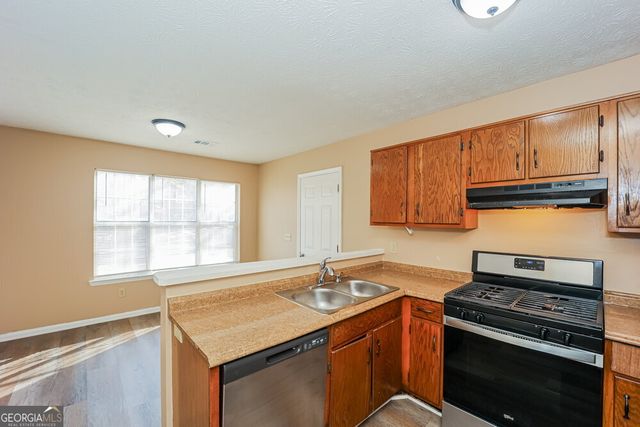 6269 Valdez Drive, Rex, GA 30273