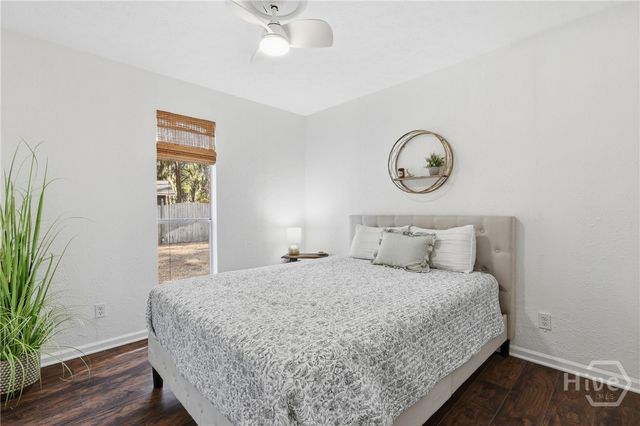 707 White Bluff Avenue, Savannah, GA 31419