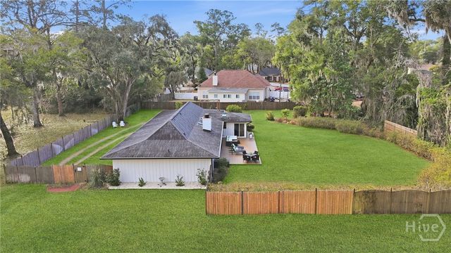 707 White Bluff Avenue, Savannah, GA 31419