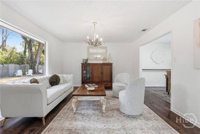 707 White Bluff Avenue, Savannah, GA 31419