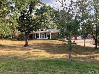 730 Silo Lane, Villa Ridge, MO 63089