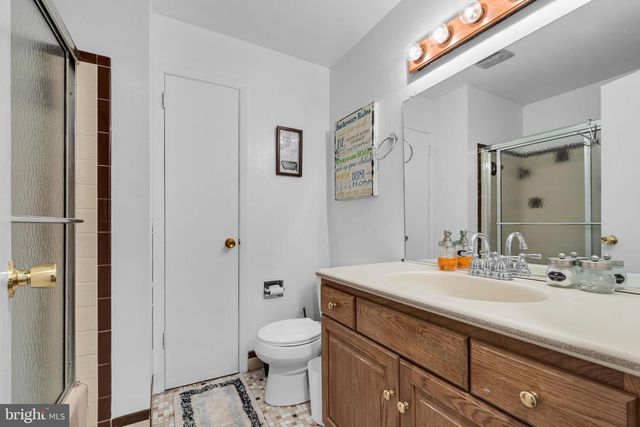 1120 BRYANT ST, Allentown, PA 18104