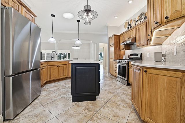 1130 SAYLE STREET, The Villages, FL 32162
