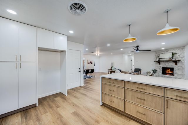 11704 Indianhead DR, Austin, TX 78753
