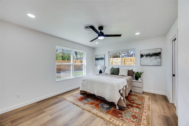 11704 Indianhead DR, Austin, TX 78753