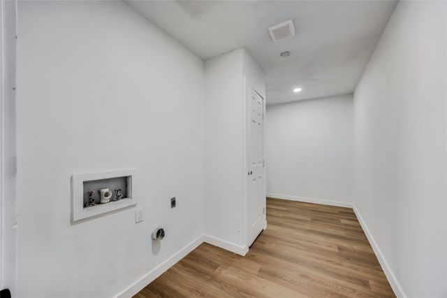 11704 Indianhead DR, Austin, TX 78753