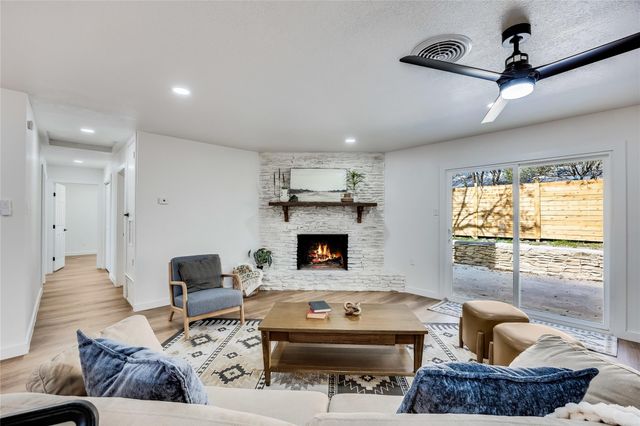 11704 Indianhead DR, Austin, TX 78753
