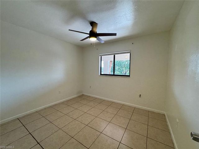 2201 E 5th ST 23, Lehigh Acres, FL 33936