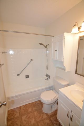 7104 Jetty Lane, Houston, TX 77072