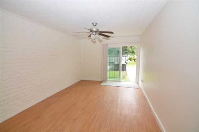 7104 Jetty Lane, Houston, TX 77072