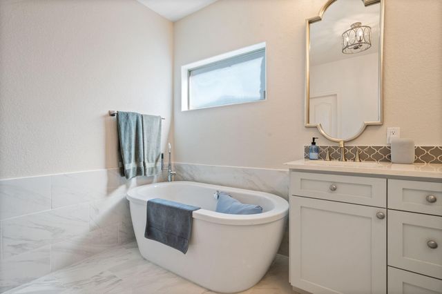 11818 Thoreau Drive, Montgomery, TX 77356