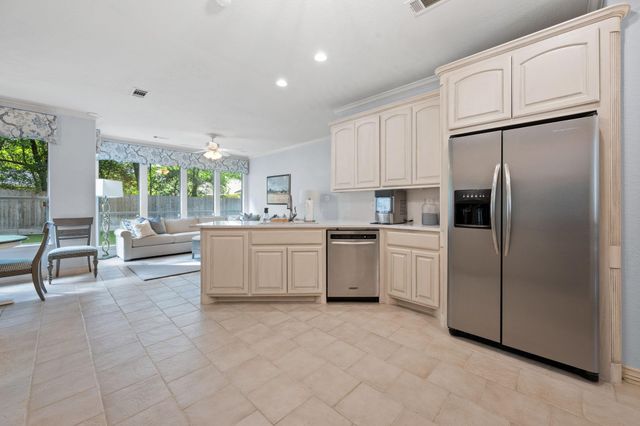 11818 Thoreau Drive, Montgomery, TX 77356