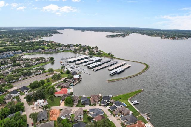 11818 Thoreau Drive, Montgomery, TX 77356