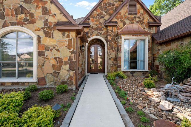 11818 Thoreau Drive, Montgomery, TX 77356