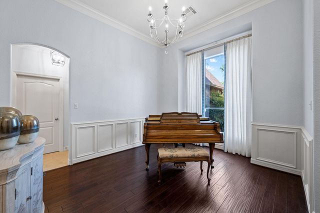 11818 Thoreau Drive, Montgomery, TX 77356