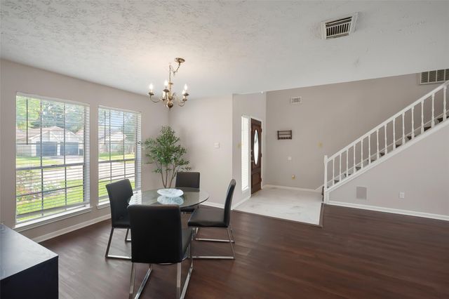 7323 Maple Walk Drive, Humble, TX 77346