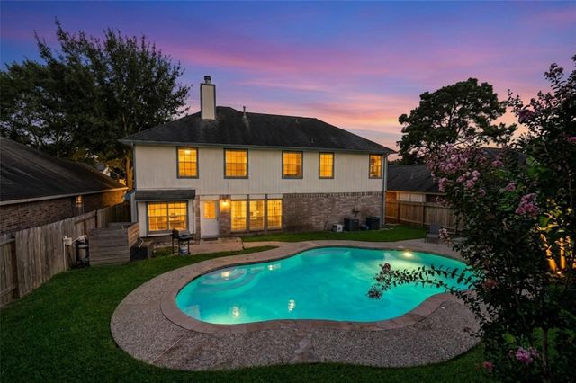 7323 Maple Walk Drive, Humble, TX 77346