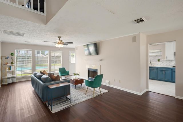 7323 Maple Walk Drive, Humble, TX 77346