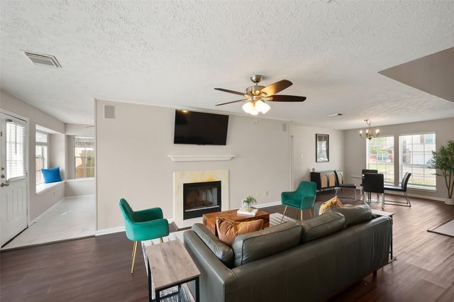 7323 Maple Walk Drive, Humble, TX 77346