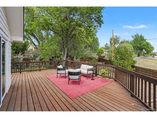 1014 Ash St, Broomfield, CO 80020