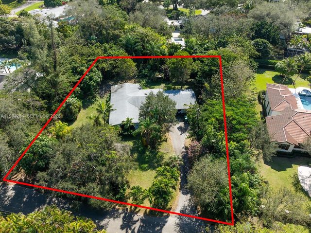 9300 SW 116th St, Miami, FL 33176