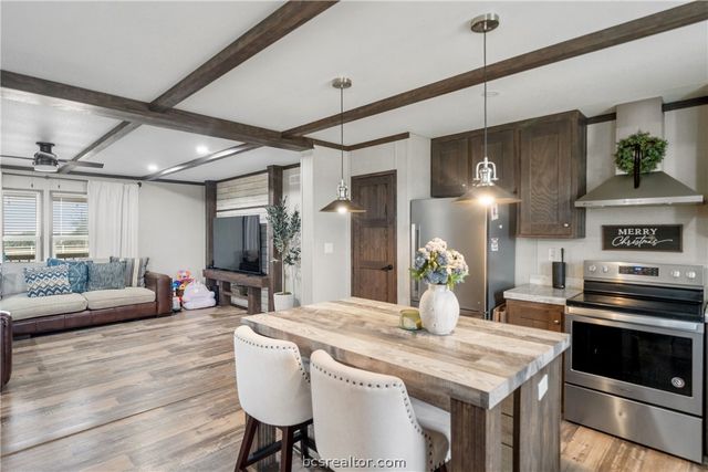 1722 County Road 248, Other, TX 77454