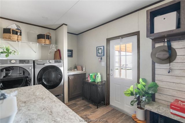 1722 County Road 248, Other, TX 77454