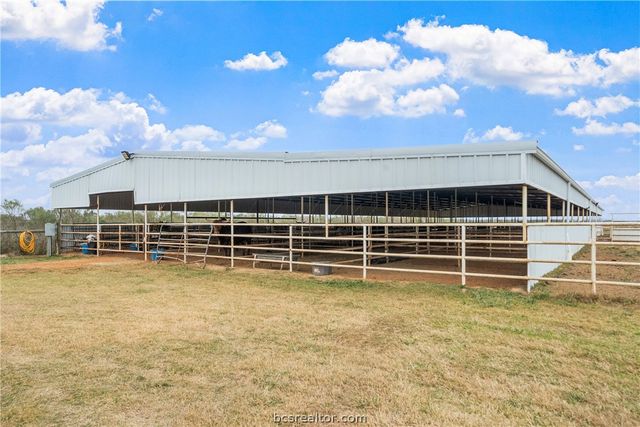 1722 County Road 248, Other, TX 77454