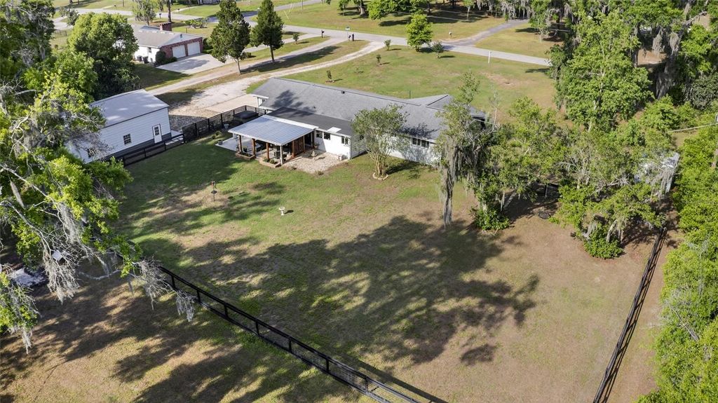 Image 27 of property listing at 2932 CHITTY ROAD, Plant City, FL 33565