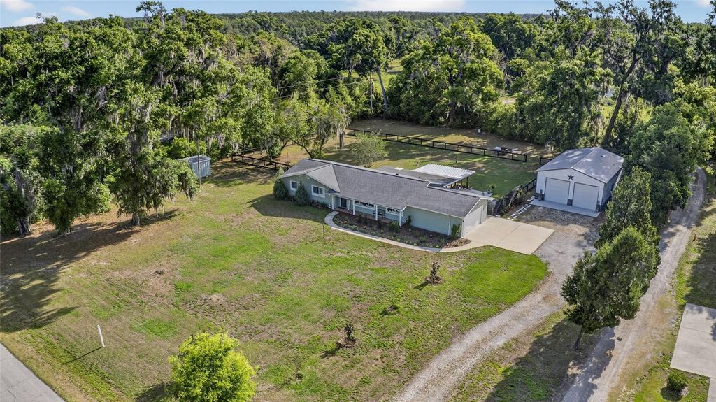 Image 31 of property listing at 2932 CHITTY ROAD, Plant City, FL 33565