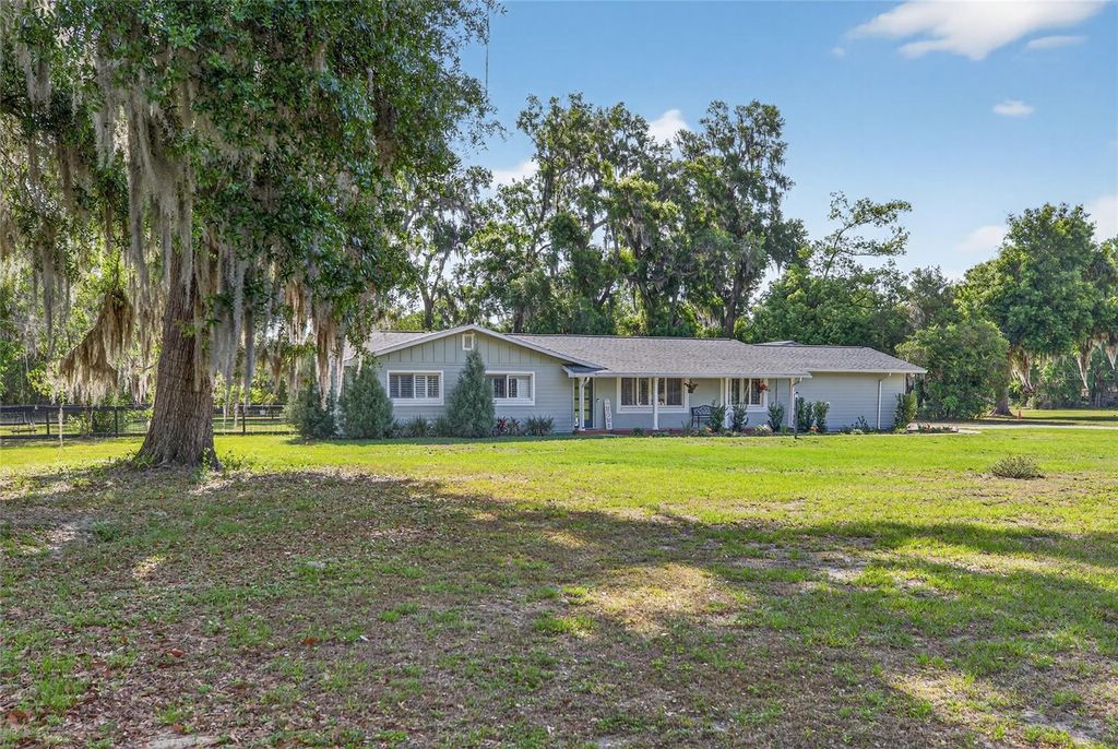Image 53 of property listing at 2932 CHITTY ROAD, Plant City, FL 33565