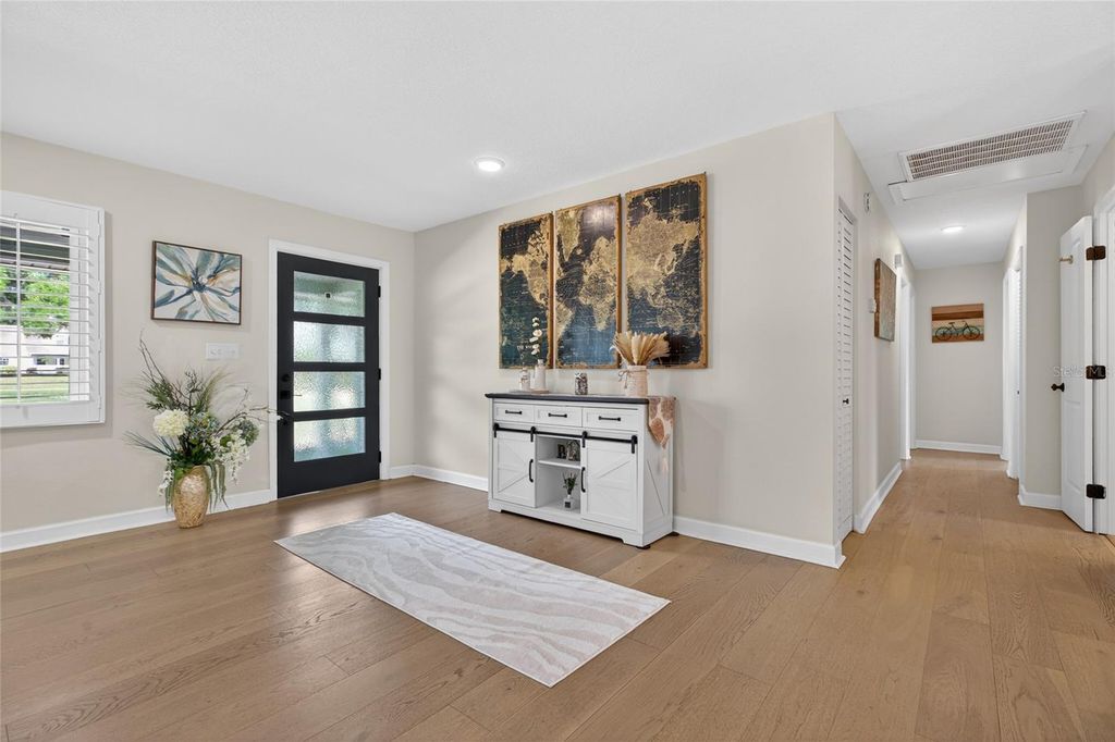 Image 7 of property listing at 2932 CHITTY ROAD, Plant City, FL 33565