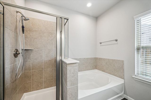 935 Golden Willow Lane, Conroe, TX 77304