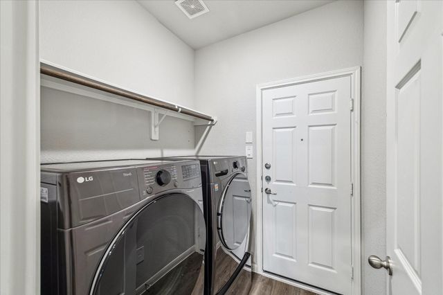 935 Golden Willow Lane, Conroe, TX 77304