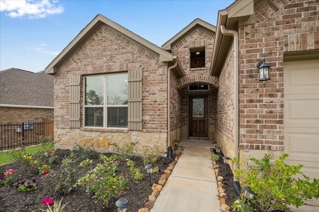 935 Golden Willow Lane, Conroe, TX 77304