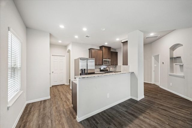 935 Golden Willow Lane, Conroe, TX 77304