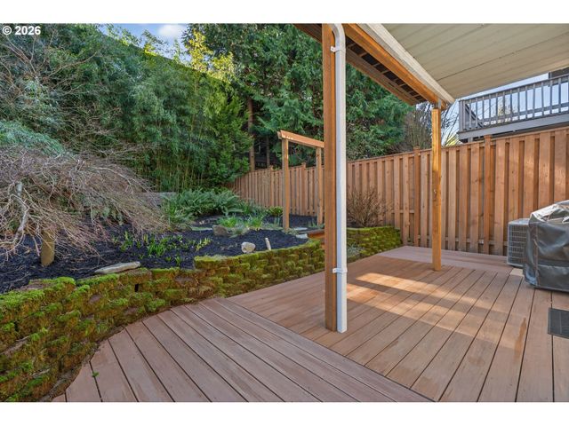 2448 Se YAMHILL St, Portland, OR 97214