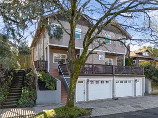 2448 Se YAMHILL St, Portland, OR 97214