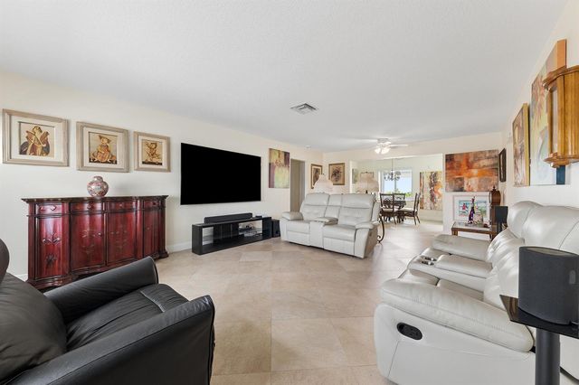 709 SW 15th Street, Boynton Beach, FL 33426