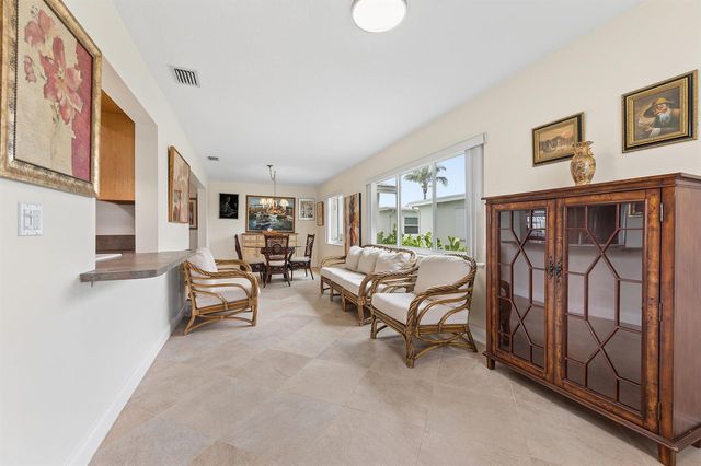 709 SW 15th Street, Boynton Beach, FL 33426