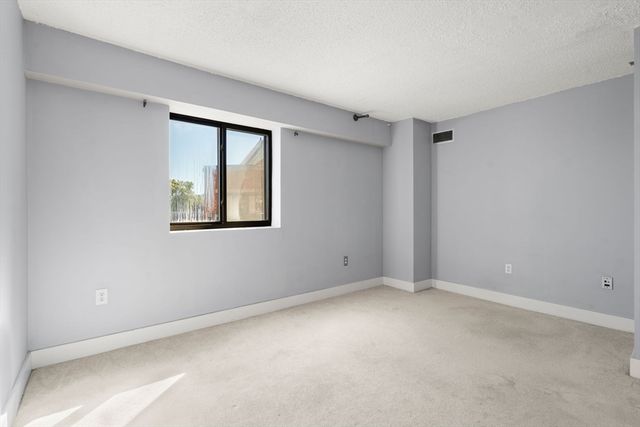 15 N Beacon St 410, Boston, MA 02134