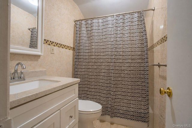16504 Sayres Avenue 2R, Jamaica, NY 11433